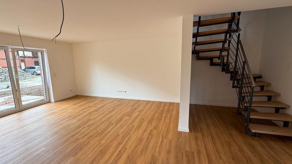 Reihenhaus Braunschweig Heidberg-Melverode - 6 Zimmer, 165 m&sup2;, 2.250&euro; | Angebot:26470338