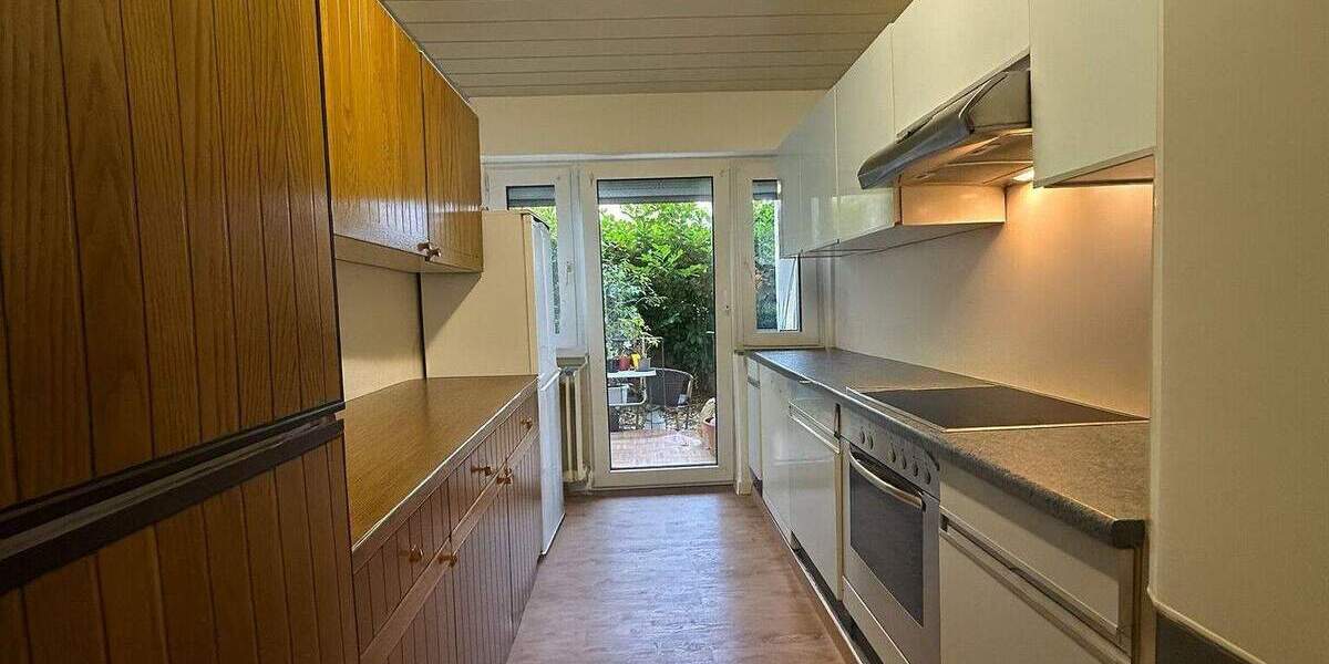 Etagenwohnung Mülheim an der Ruhr Mitte - 2 Zimmer, 66 m&sup2;, 149.000&euro; | Angebot:24860048