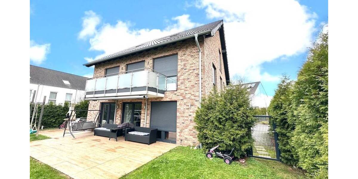 Einfamilienhaus Neuss Stadionviertel - 7 Zimmer, 255 m&sup2;, 998.000&euro; | Angebot:26657257