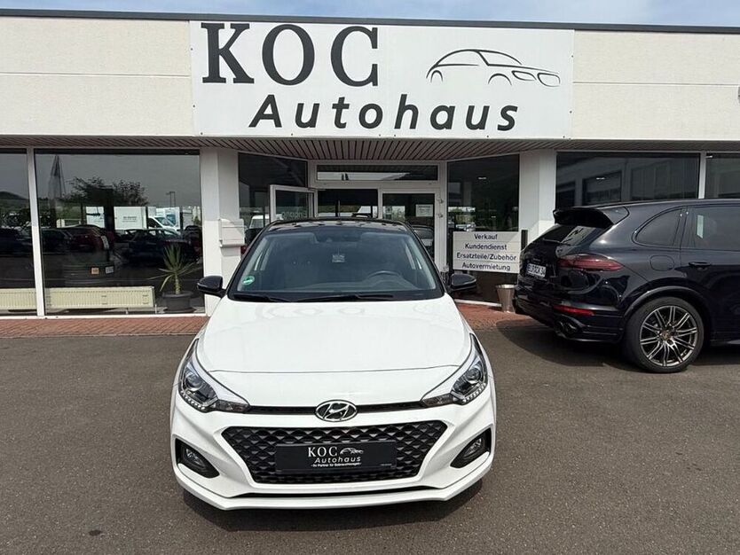 i20