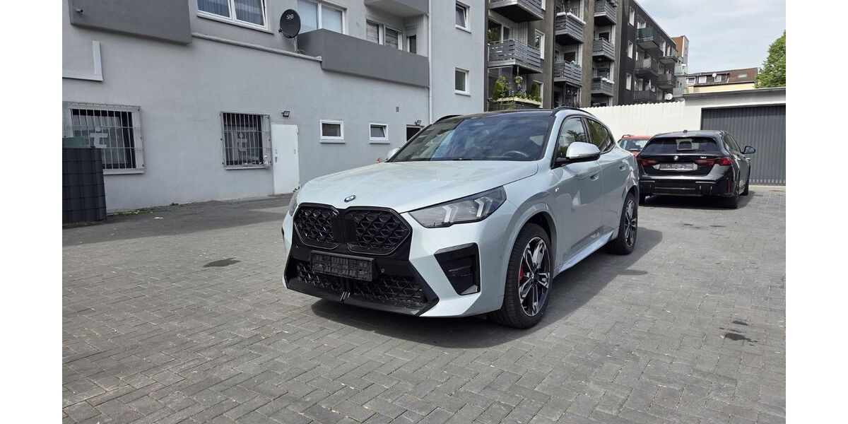 BMW X2 6.500 km 58.905 &euro; Gelsenkirchen 45886