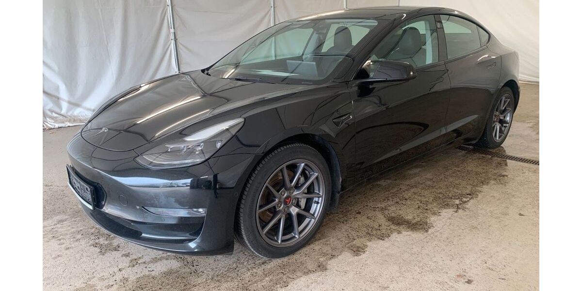 Tesla Model 3 150.000 km 22.980 &euro; Steinbach-Hallenberg OT Herges-Hallenberg 98587