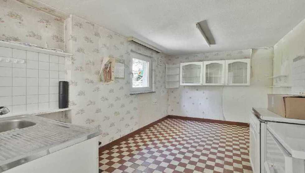 Zweifamilienhaus und Bungalow auf 2.412m² Traumgrundstück in Ratingen