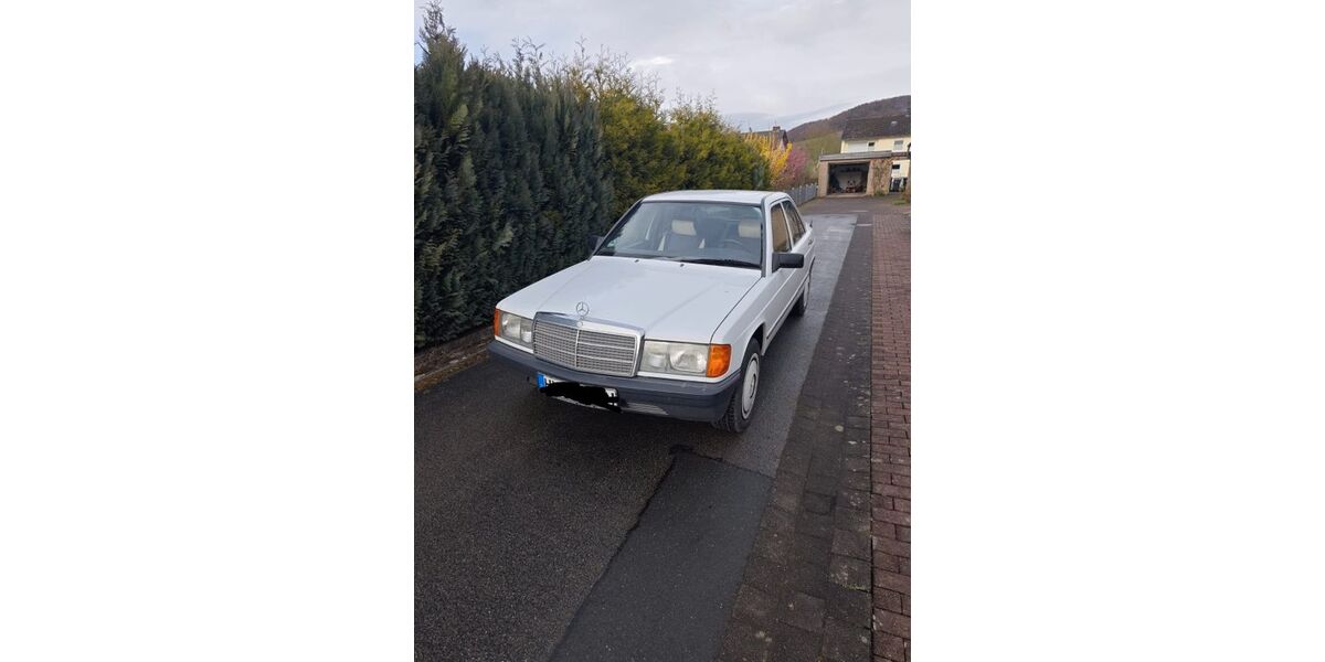 Mercedes-Benz 190 181.887 km 6.000 &euro; Brakel 33034