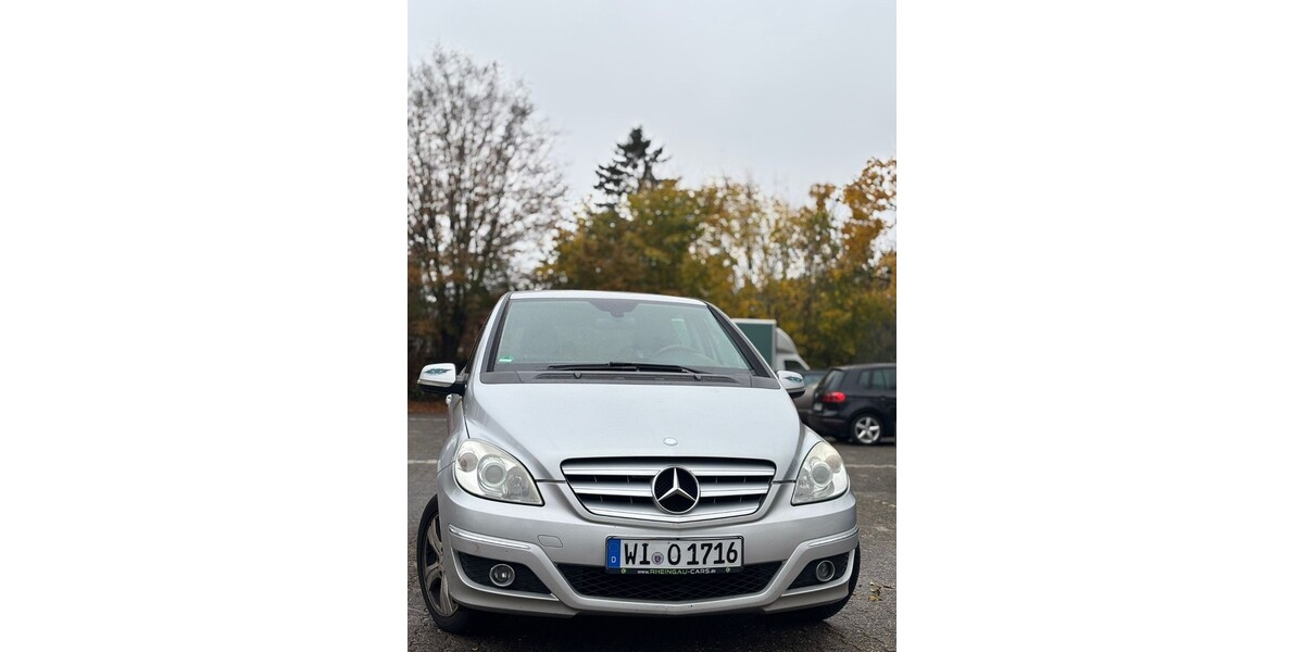 Mercedes-Benz 180 259.000 km 3.500 &euro; Wiesbaden 65183