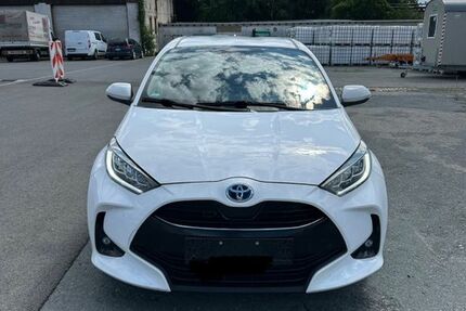 Toyota Yaris 78.000 km 14.500 &euro; Reichenbach 08468