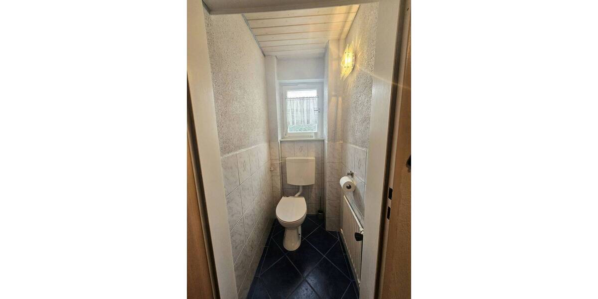 Einfamilienhaus Neresheim - 8 Zimmer, 140 m&sup2;, 359.000&euro; | Angebot:22900585