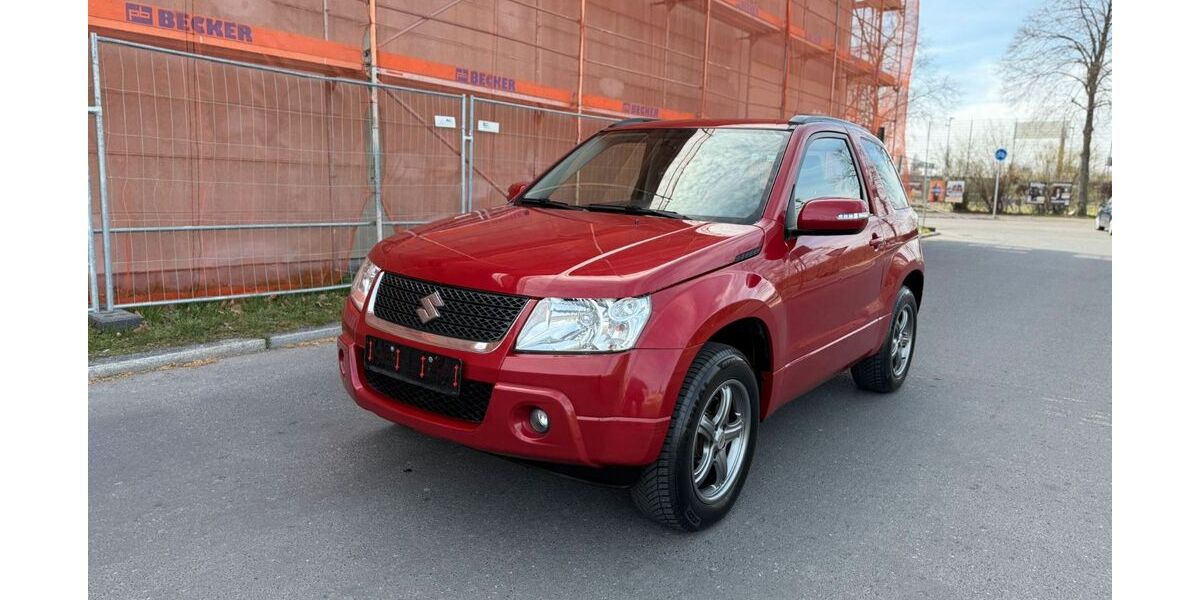 Suzuki Grand Vitara 83.000 km 7.999 &euro; Berlin 12057