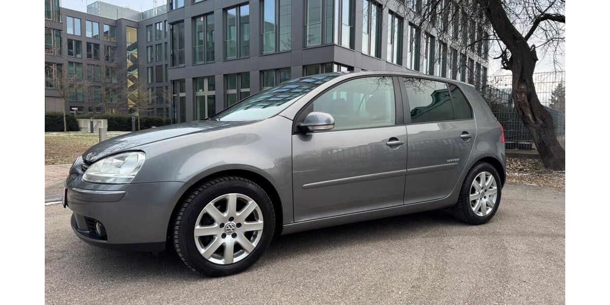 VW Golf 160.000 km 4.999 &euro; München 80995