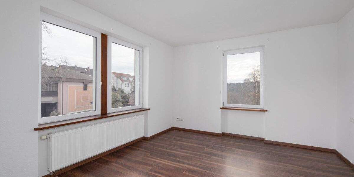 Mehrfamilienhaus, Wohnhaus Birkenfeld - 7 Zimmer, 144 m&sup2;, 399.000&euro; | Angebot:24873998