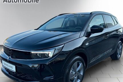 Opel Grandland (X) 4.200 km 29.880 € Elsterwerda 04910