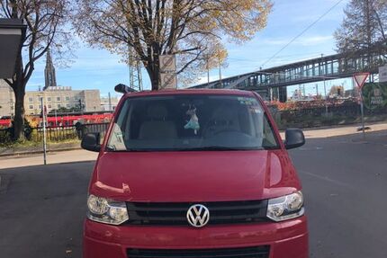 VW T5 Transporter 242.000 km 13.600 &euro; Ulm 89077