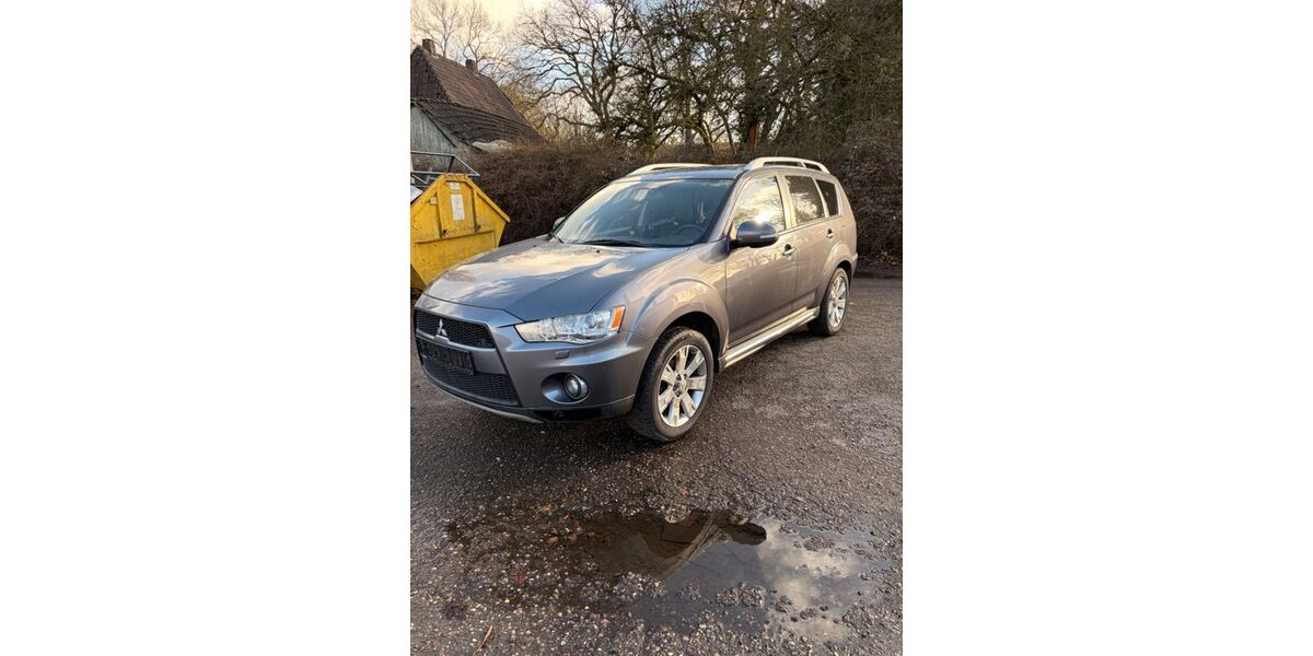 Mitsubishi Outlander 298.500 km 2.300 &euro; Friesoythe 26169