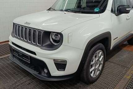 Jeep Renegade 24.950 km 20.480 € Kelheim 93309