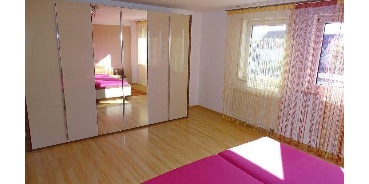 Reihenendhaus Güglingen - 5 Zimmer, 130 m&sup2;, 499.000&euro; | Angebot:25678132