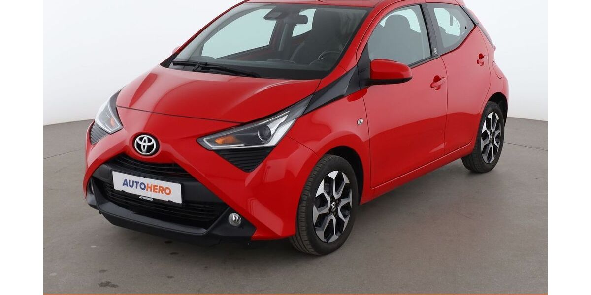 Toyota Aygo (X) 48.830 km 13.920 &euro; Dresden 01187