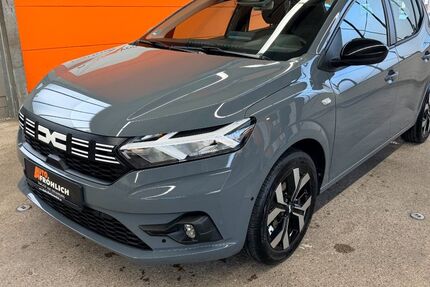 Dacia Sandero 8.800 km 15.999 &euro; Gaimersheim bei Ingolstadt 85080