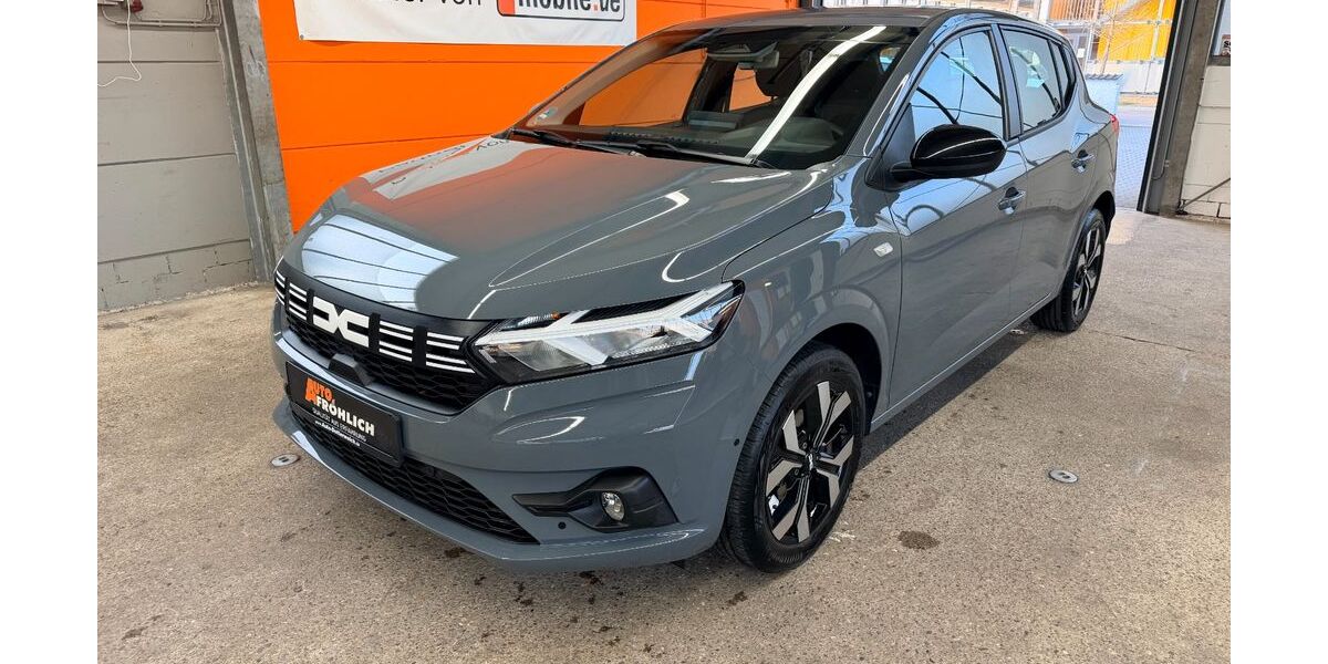 Dacia Sandero 8.800 km 15.999 &euro; Gaimersheim bei Ingolstadt 85080