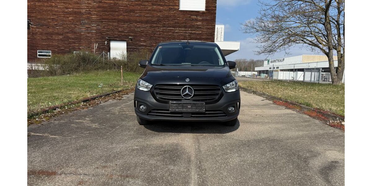 Mercedes-Benz Citan 67.000 km 14.750 &euro; Oberndorf am Neckar 78727