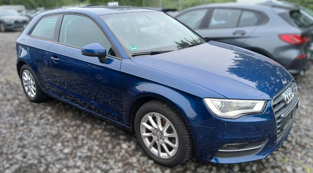 Audi A3 97.600 km 12.390 &euro; Beienrode bei Göttingen 37130