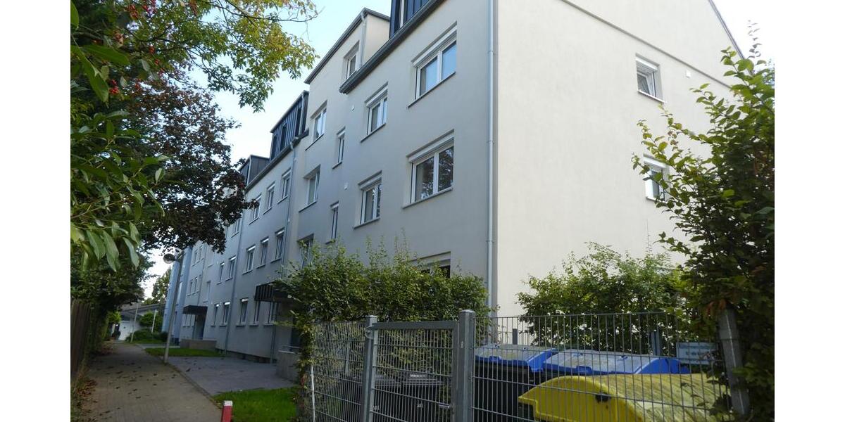 Neue Dachgeschosswohnung mit Flair im Energiesparhaus mit moderner Heiztechnik in Bonn - Dachgeschoßwohnung Bonn Dransdorf | Angebot:24049014