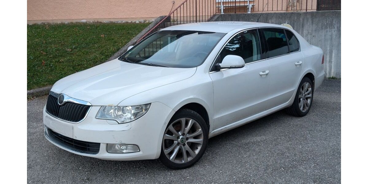 Skoda Superb 148.755 km 5.399 &euro; Feldafing 82340