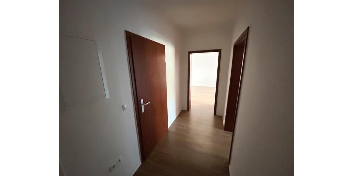 Erdgeschoßwohnung Essen Stadtbezirk V - 2 Zimmer, 73 m&sup2;, 657&euro; | Angebot:26268266