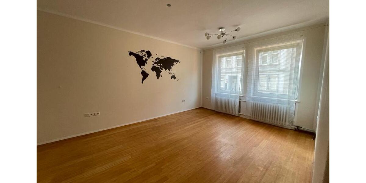 Hochparterre Wilhelmshaven - 3 Zimmer, 77 m&sup2;, 140.000&euro; | Angebot:26073157