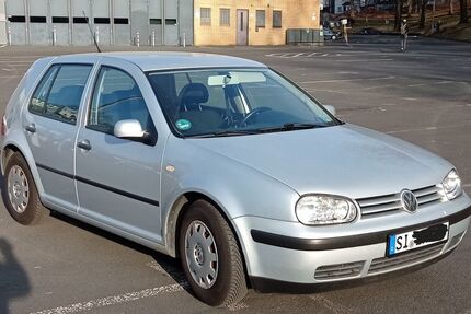 VW Golf 153.000 km 1.400 &euro; Siegen 57072