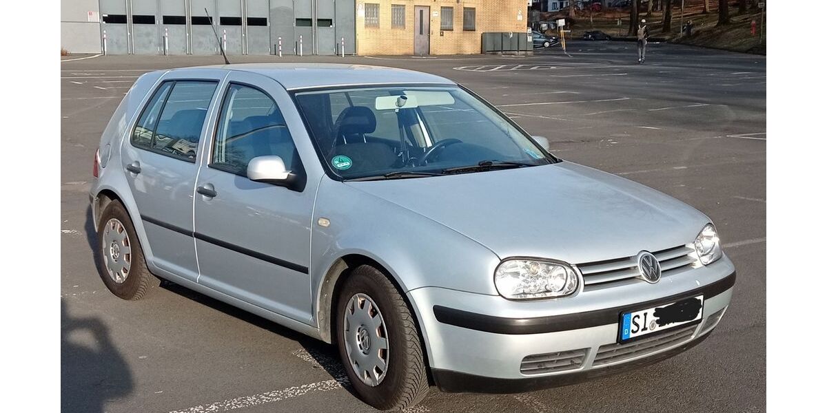 VW Golf 153.000 km 1.400 &euro; Siegen 57072