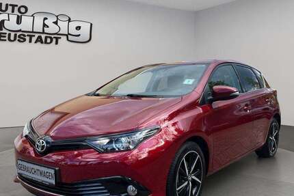 Toyota Auris 44.336 km 15.490 &euro; Neustadt 01844