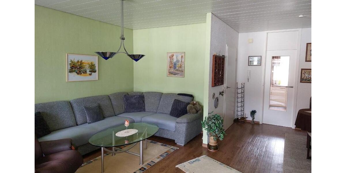 Etagenwohnung Stadtbergen - 3 Zimmer, 90 m&sup2;, 490.000&euro; | Angebot:23538092