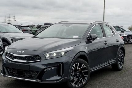 Kia XCeed 8.490 km 24.889 € Aschaffenburg 63741