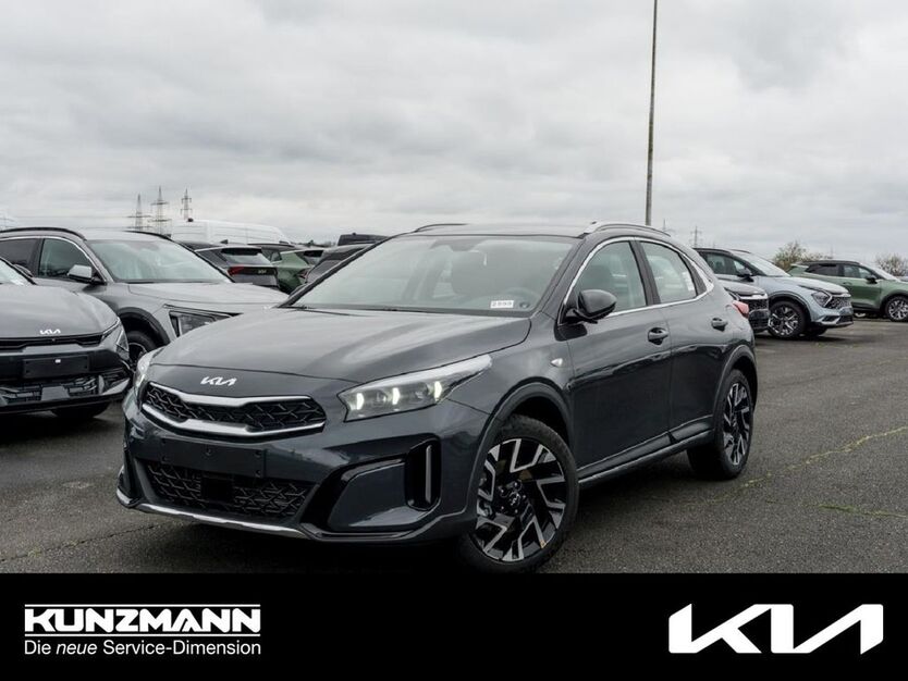 Kia XCeed 8.490 km 24.889 € Aschaffenburg 63741