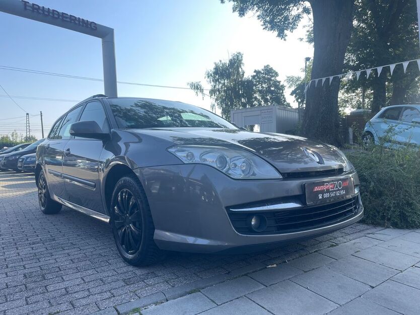Renault Laguna 490.021 km 1.100 € München OT Trudering-Riem 81825
