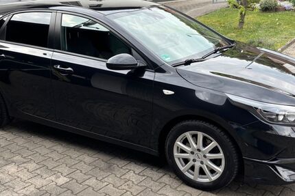 Kia ceed / Ceed 93.000 km 13.500 &euro; Schwedelbach 67685