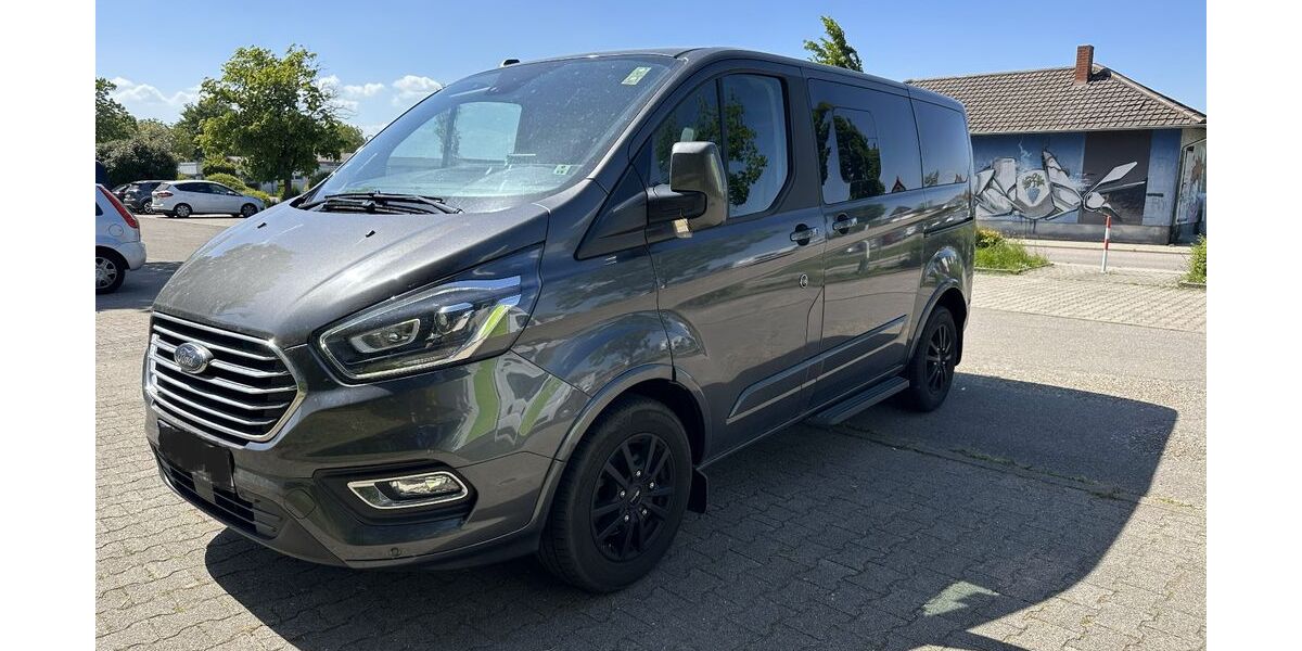Ford Tourneo Custom 78.000 km 39.500 &euro; Weingarten (Baden) 76356