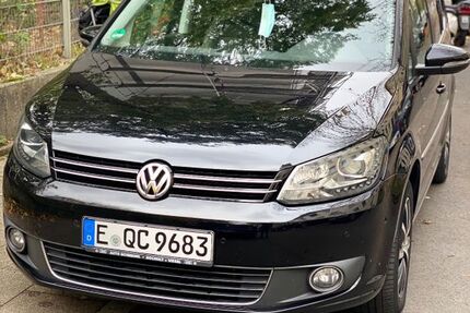 VW Touran 240.913 km 6.900 € Essen 45143