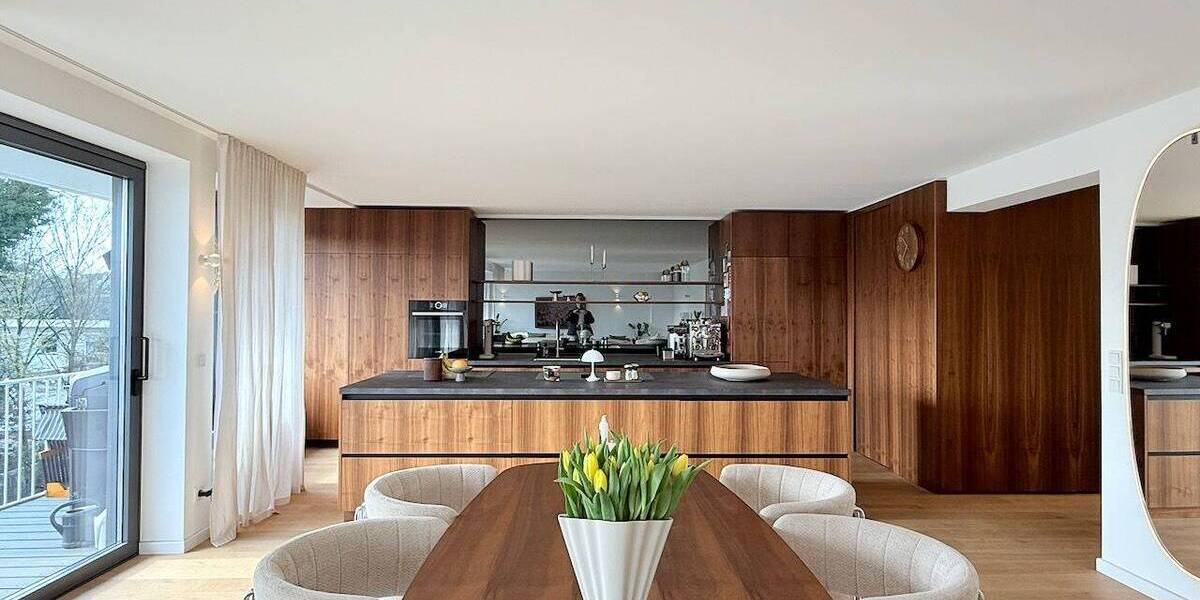 Etagenwohnung Düsseldorf Düsseltal - 4 Zimmer, 161 m&sup2;, 3.990&euro; | Angebot:26331563