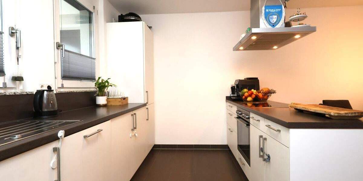 Sonnige 2-Zimmerwohnung mit moderner Einbauküche und großer Südloggia 2 zimmer