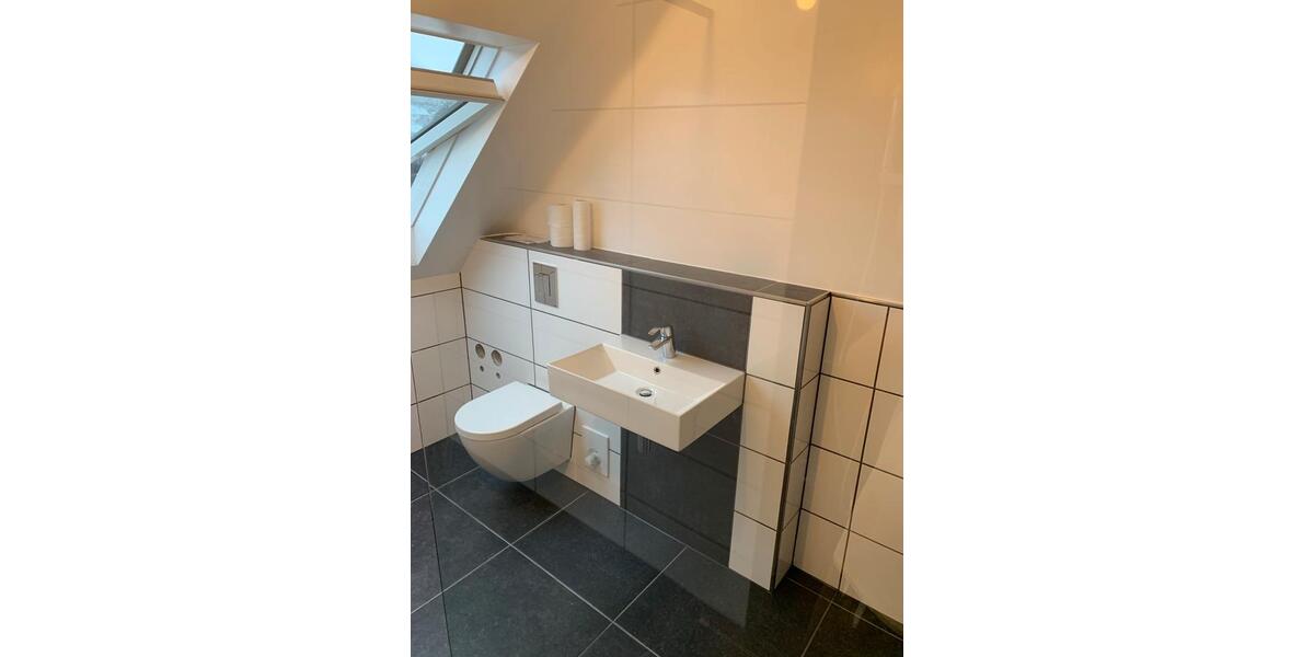 Dachgeschoßwohnung Schmelz - 2 Zimmer, 63 m&sup2;, 550&euro; | Angebot:26400579