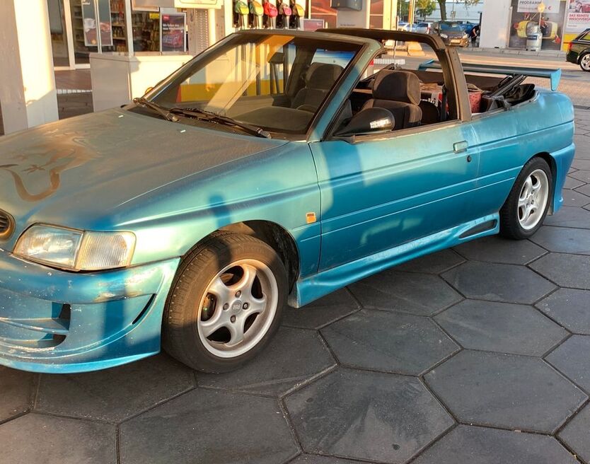 Escort