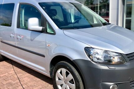VW Caddy Maxi 176.860 km 9.499 &euro; Halle/Saale 06118