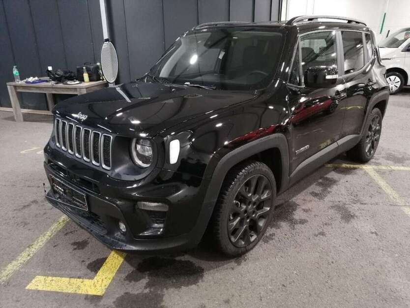 Jeep Renegade 32.900 km 20.780 € Schwandorf 92421
