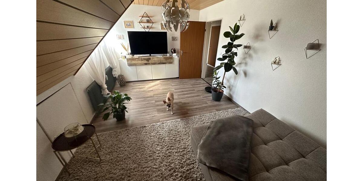 Dachgeschoßwohnung Villingen-Schwenningen Schwenningen - 4 Zimmer, 72 m&sup2;, 185.000&euro; | Angebot:26373546