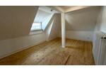 Dachgeschoßwohnung Hessisch Lichtenau - 4 Zimmer, 116 m&sup2;, 850&euro; | Angebot:26010384