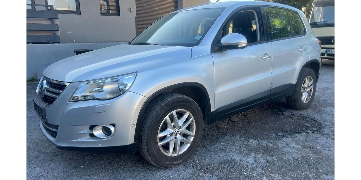 VW Tiguan 246.000 km 5.350 &euro; Oberhausen 46047