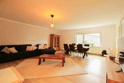Wohnung zum Kaufen in Porta Westfalica 239.000 € 157.25 m² 4 zimmer