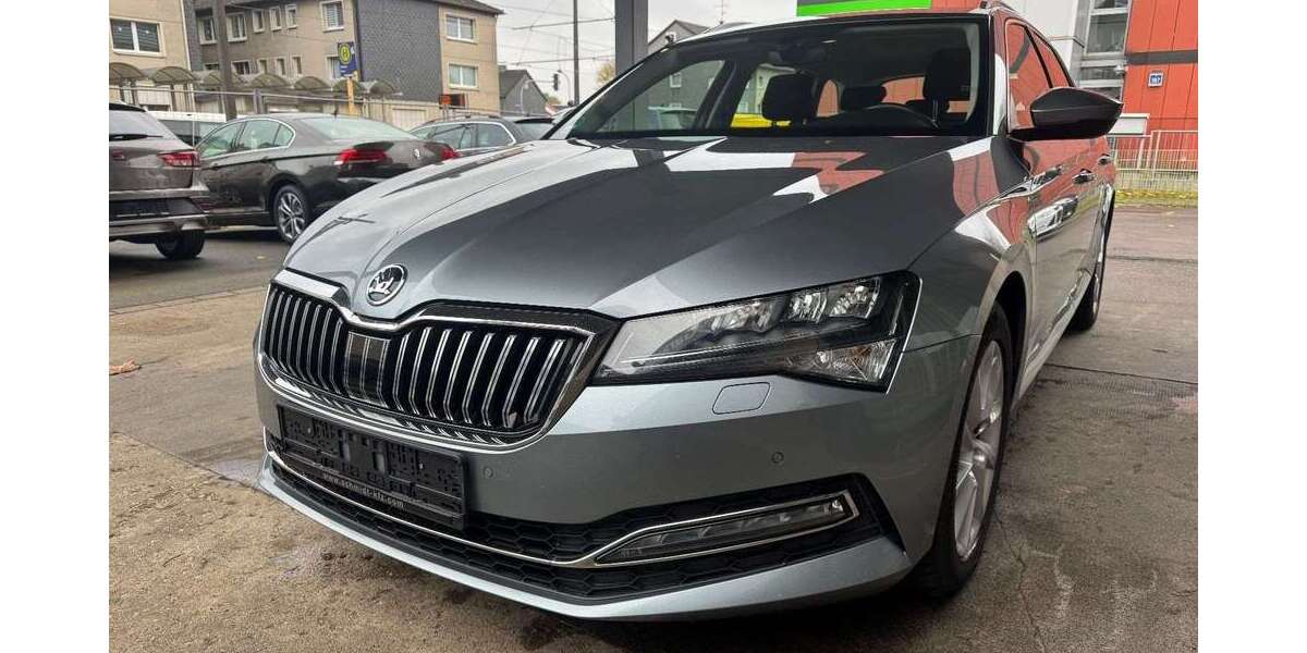 Skoda Superb 173.000 km 17.990 &euro; Mülheim Ruhr 45475