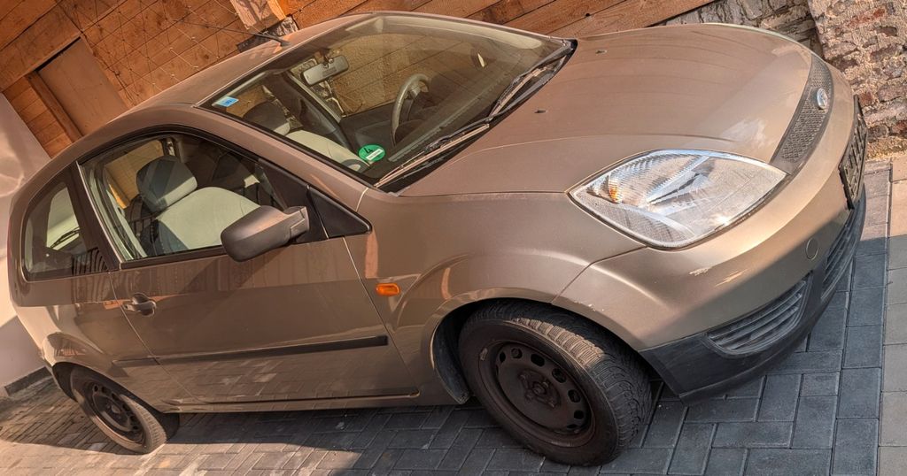 Ford Fiesta 100.000 km 1.700 &euro; Reichshof 51580